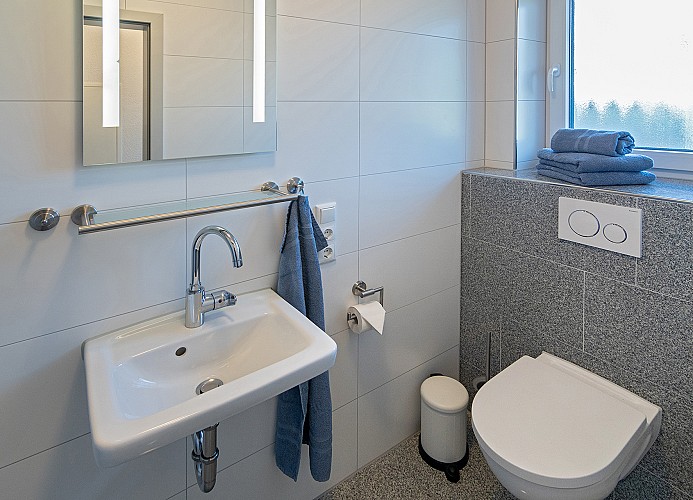 Atika - Bad/WC 1 (UG)