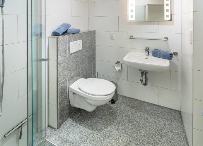 Adlon - Bad/WC 1